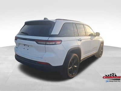 2022 Jeep Grand Cherokee Altitude 4x4