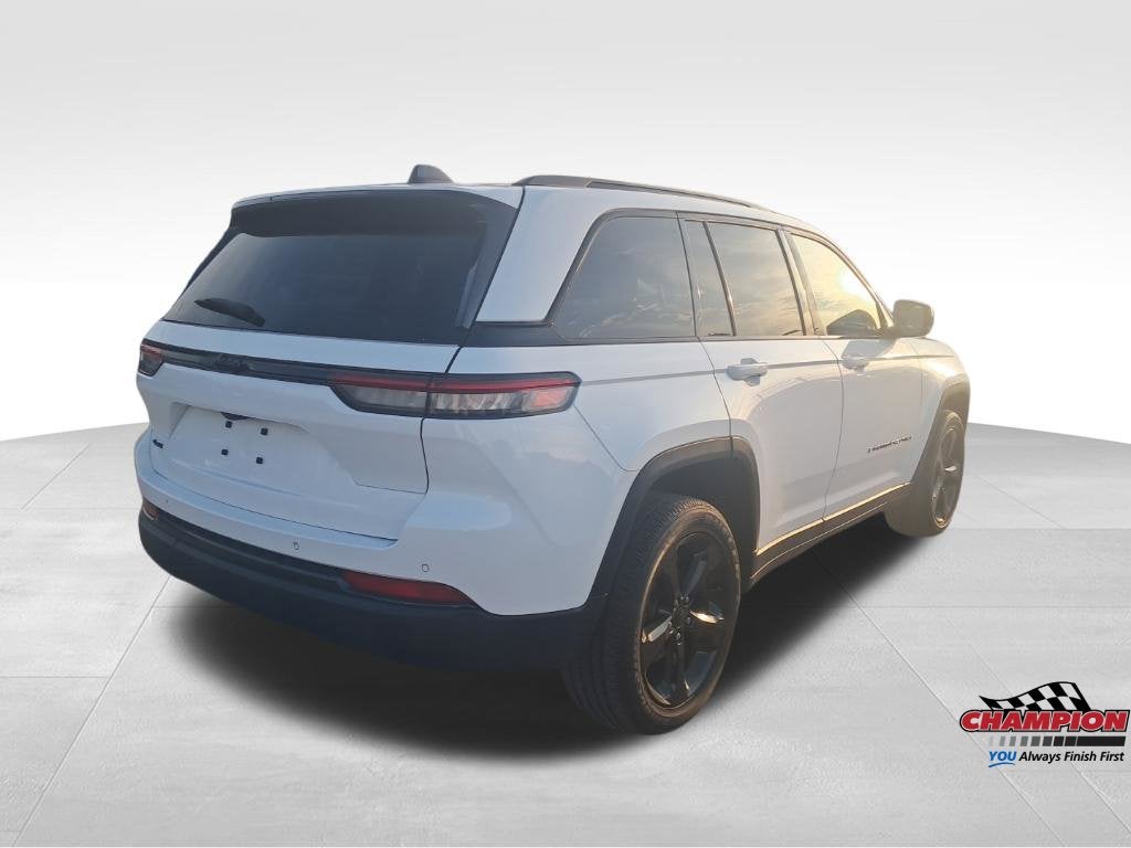2022 Jeep Grand Cherokee Altitude 4x4