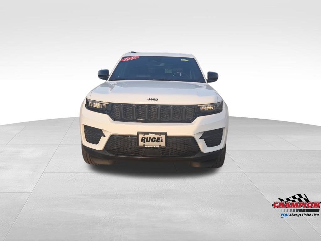 2022 Jeep Grand Cherokee Altitude 4x4