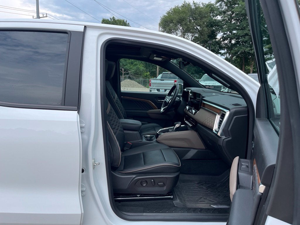 2023 GMC Canyon 4WD Denali