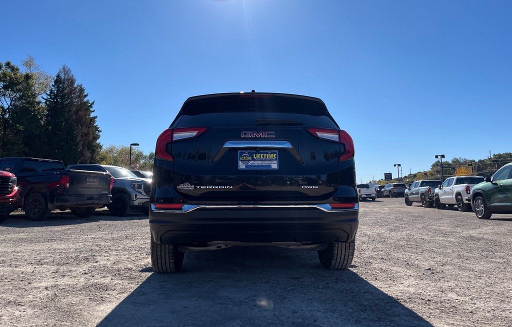 2024 GMC Terrain SLT